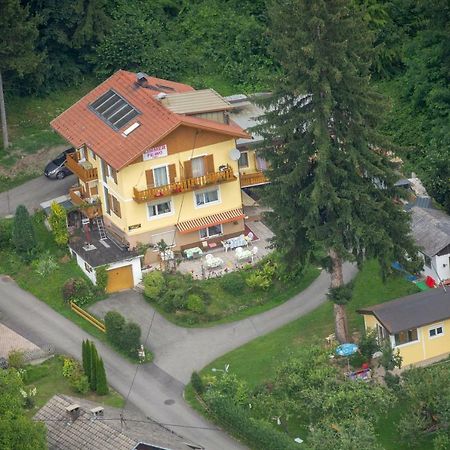 Fruehstueckspension Blasge Bodensdorf Exterior photo