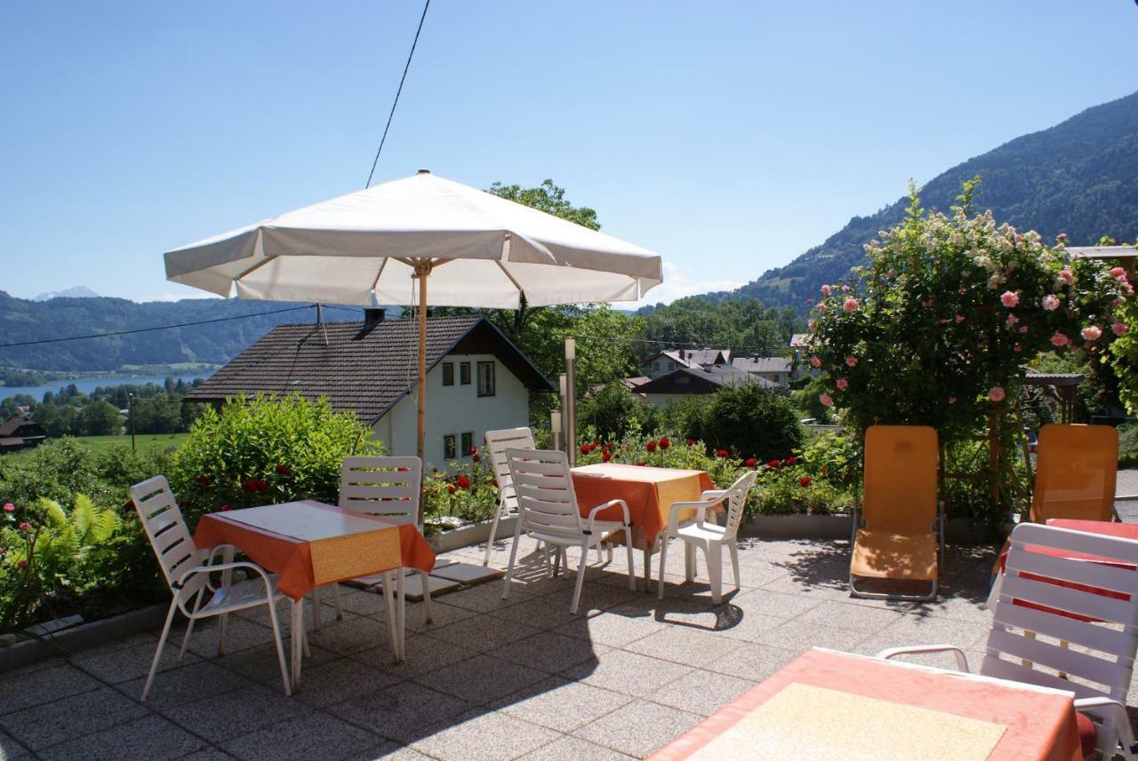Fruehstueckspension Blasge Bodensdorf Exterior photo
